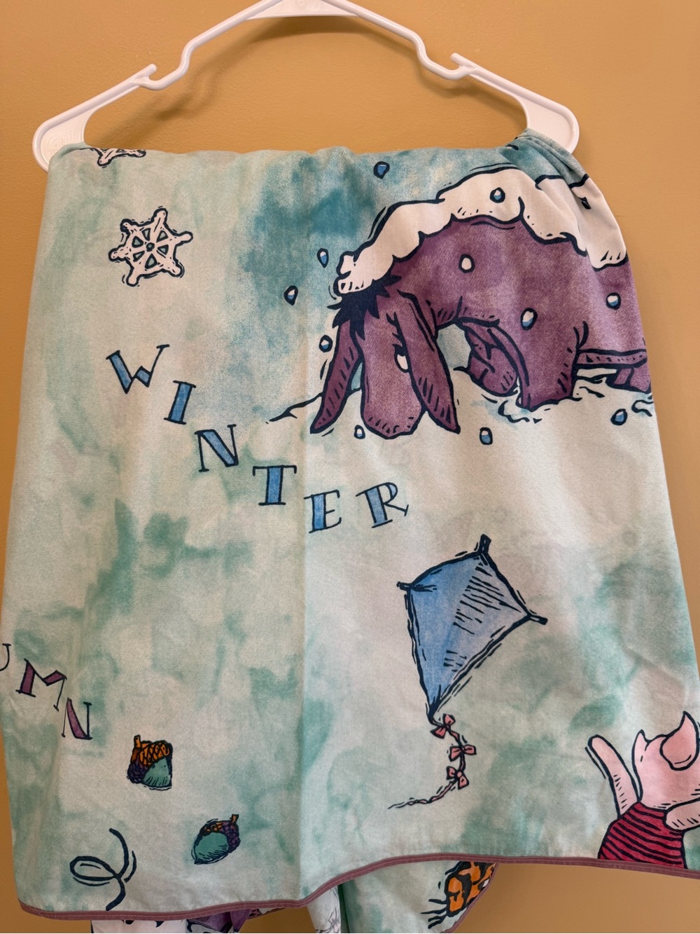 Vintage Winnie the Pooh seasons flat sheet full size bed